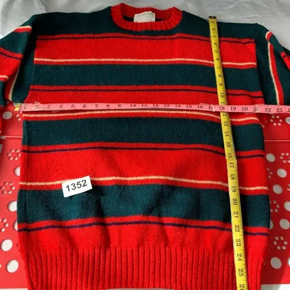 Vintage The MOORS 100% wool sweater red green striped sz L mens made in USA - Picture 6 of 6